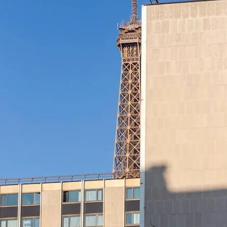 Appartement Luxurious 3 Min Walk From Eiffel Tower à Paris Extérieur photo